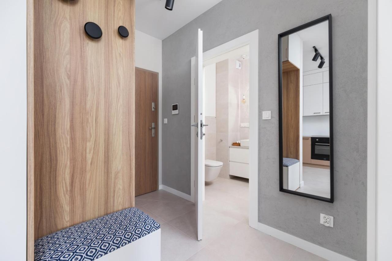 Lotniczowka Apartments By Renters Prestige 크라쿠프 외부 사진